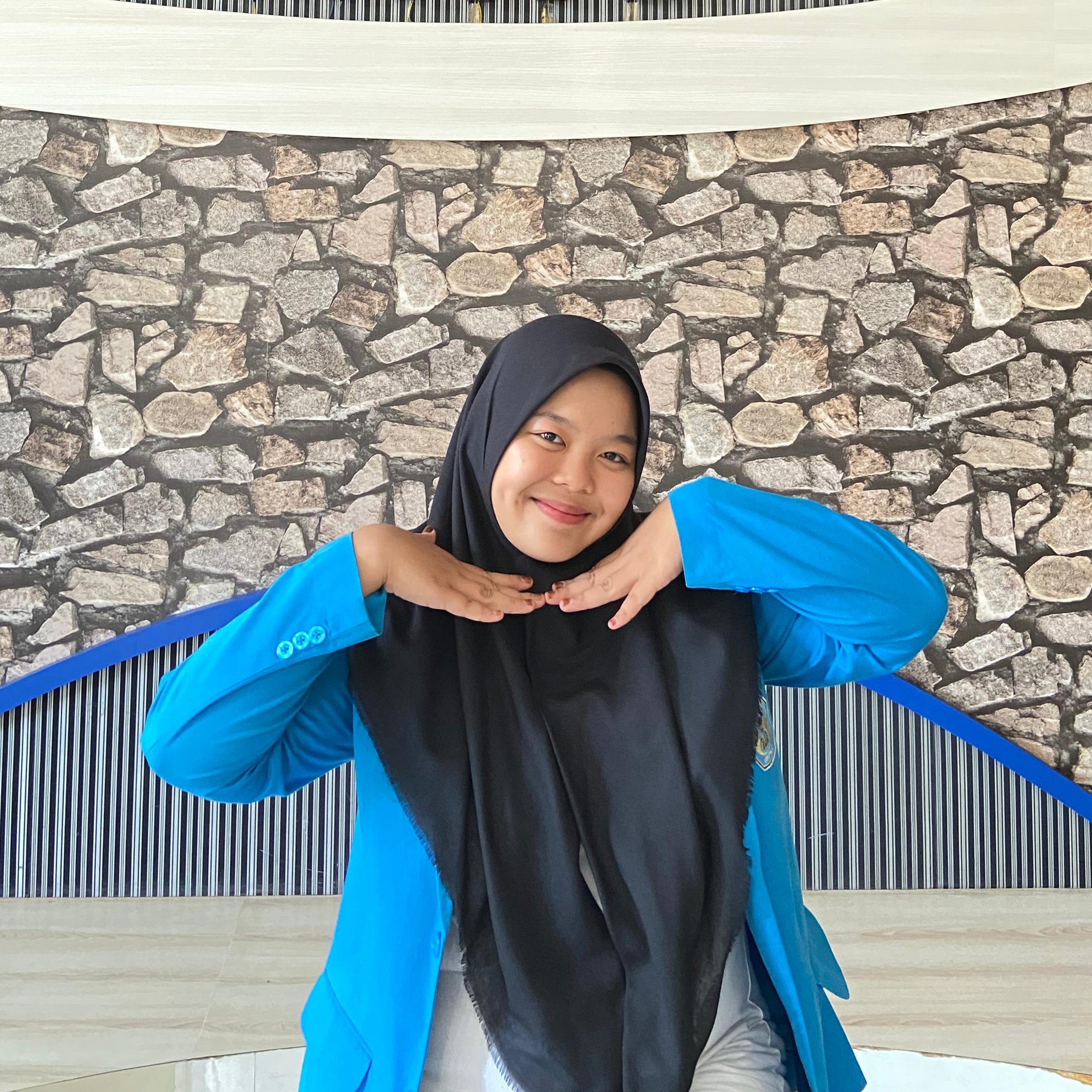 Anggota 9